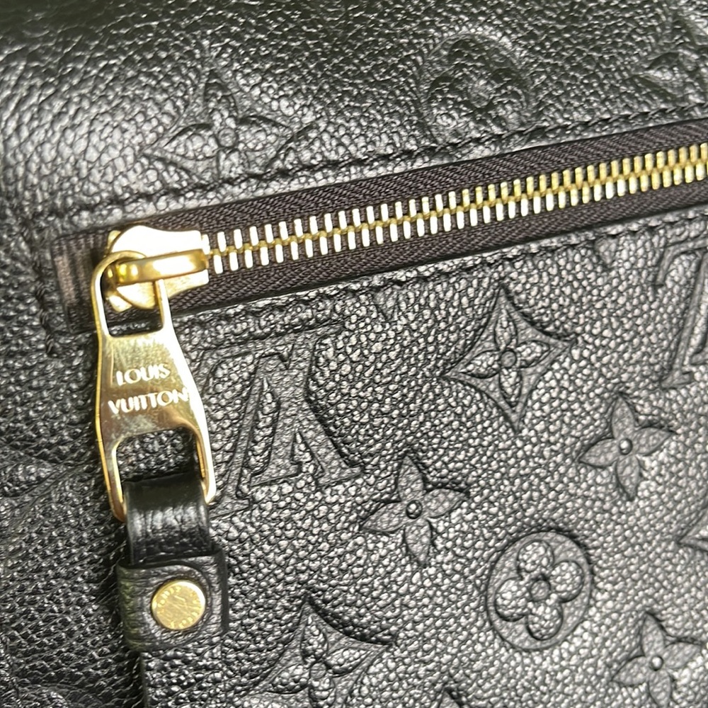 Louis Vuitton Pochette Métis in Empreinte Black Leather - Picture 11 of 16
